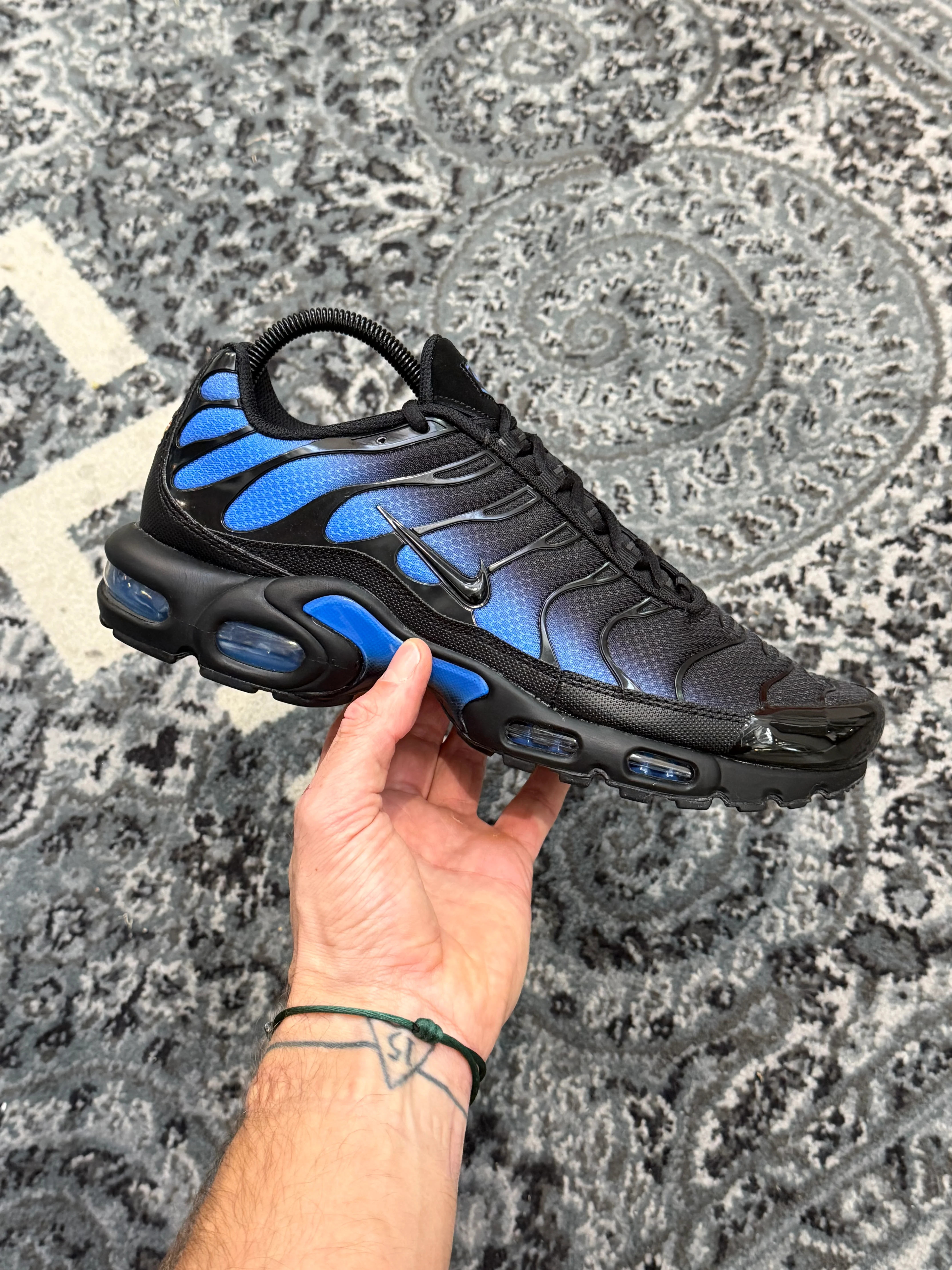 Nike Air Max Plus Tuned 1 Black Blue Crystal - Image 2